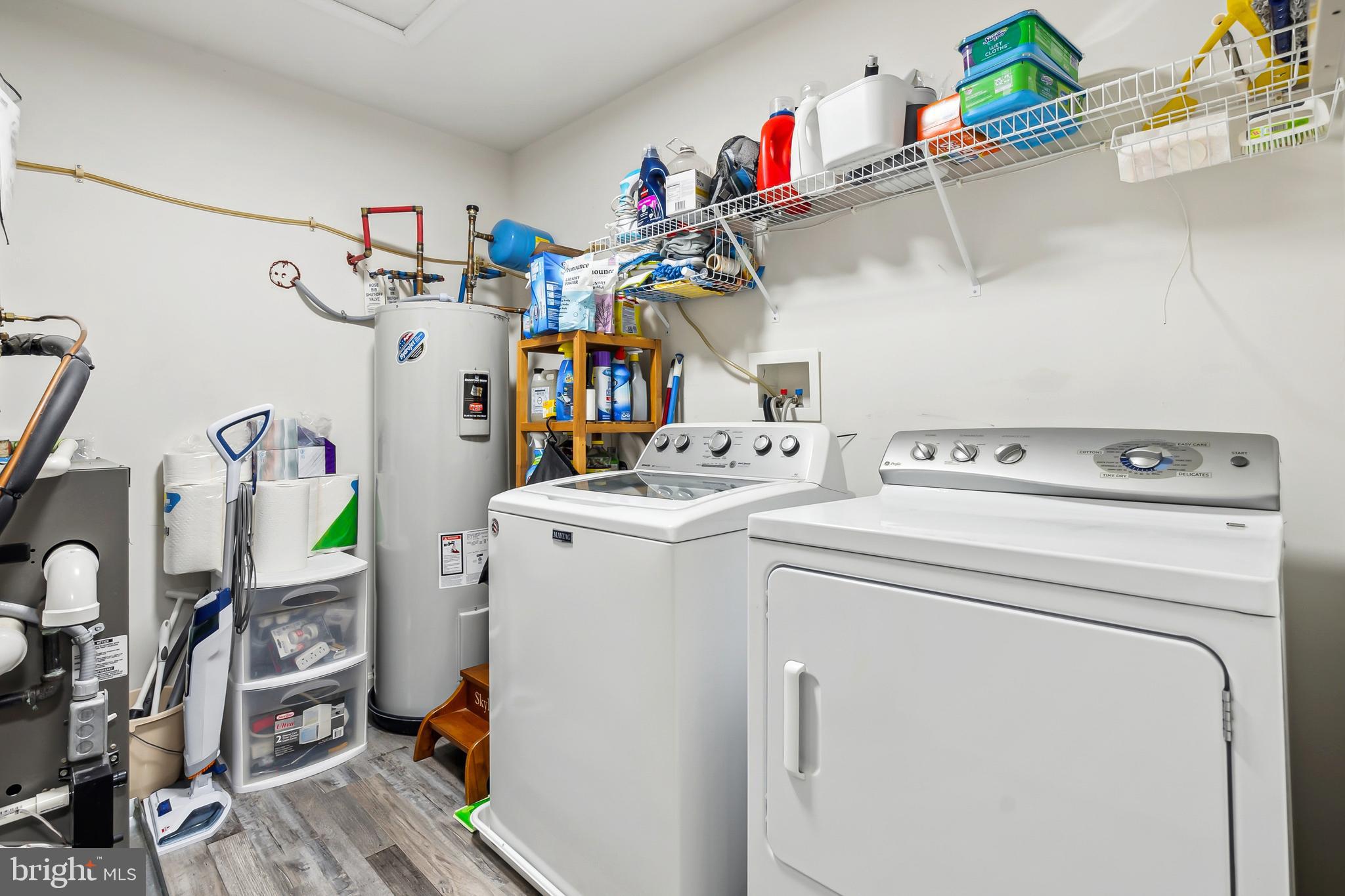 28 Teal Court Riverside, NJ 08075 - Photo 22 of 24 a utility room with dryer washer and other items