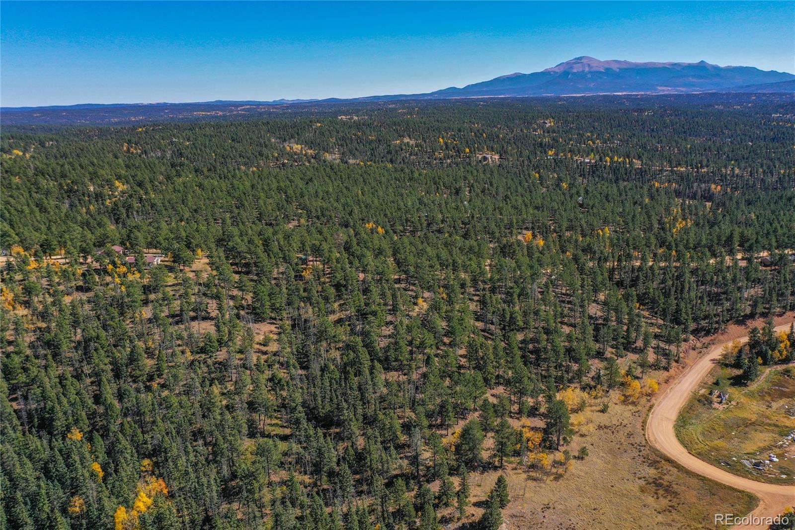 3447 Pathfinder Road Florissant, CO 80816 - Photo 40 of 40 a view of a city with mountain