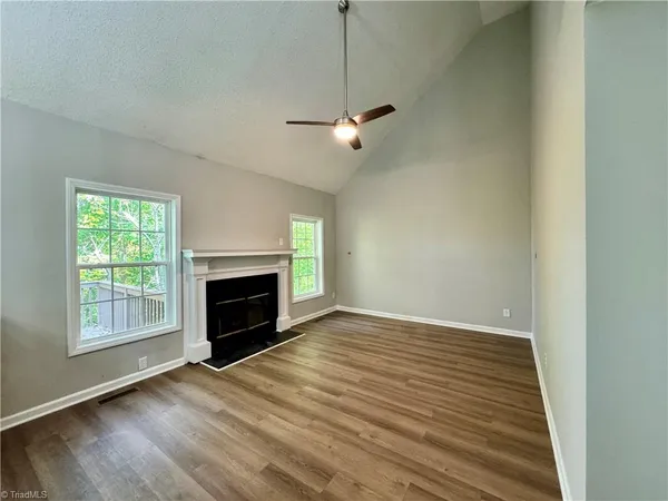 $319,900 | 4019 Sherry Court, Jamestown, NC 27282