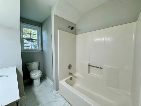 $319,900 | 4019 Sherry Court, Jamestown, NC 27282