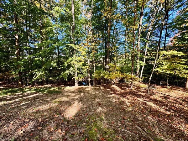 $319,900 | 4019 Sherry Court, Jamestown, NC 27282