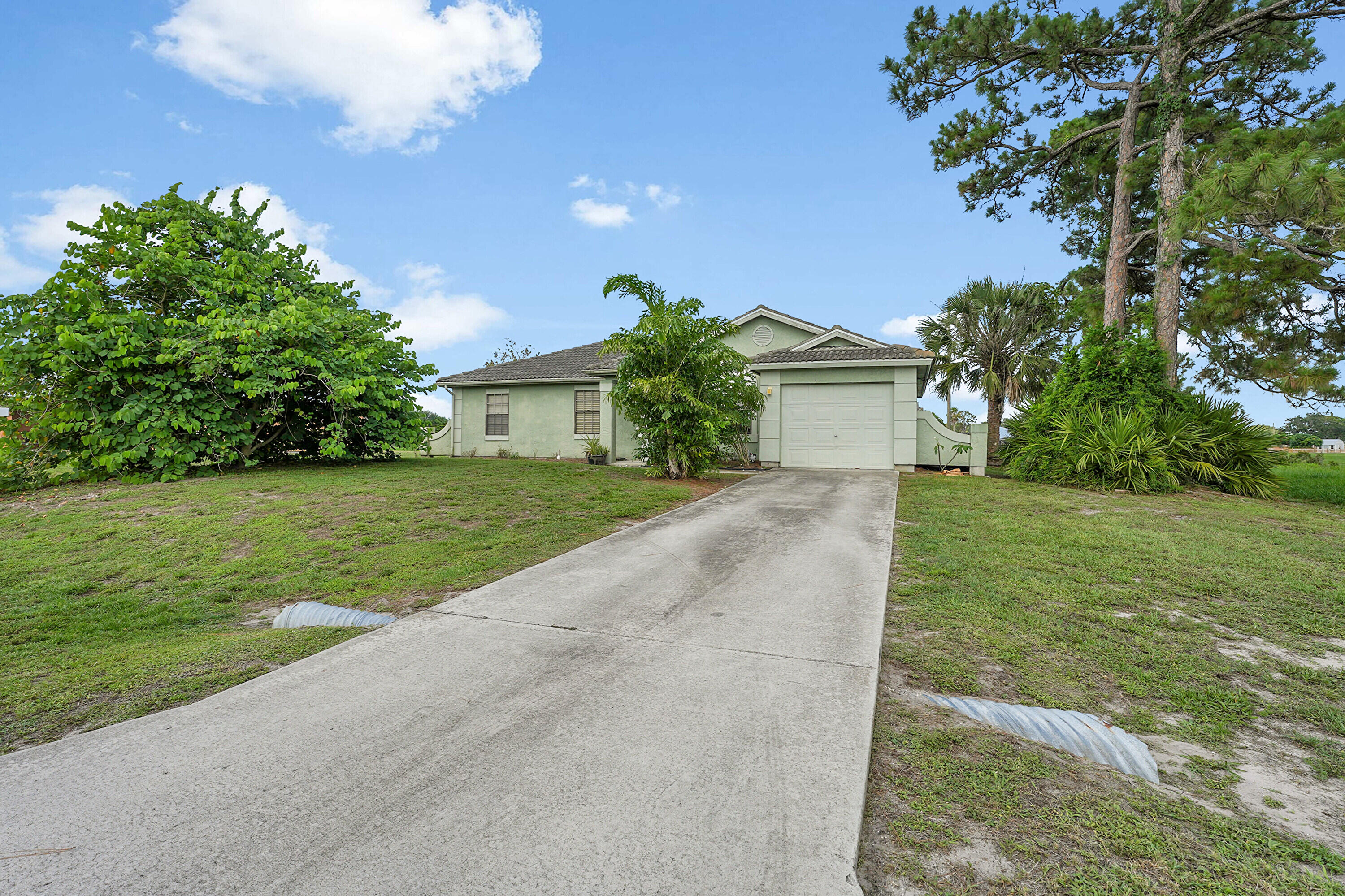 2849 Southwest Pierson Road Port St. Lucie, FL 34953 - Photo 1 of 39 01_1 (1)