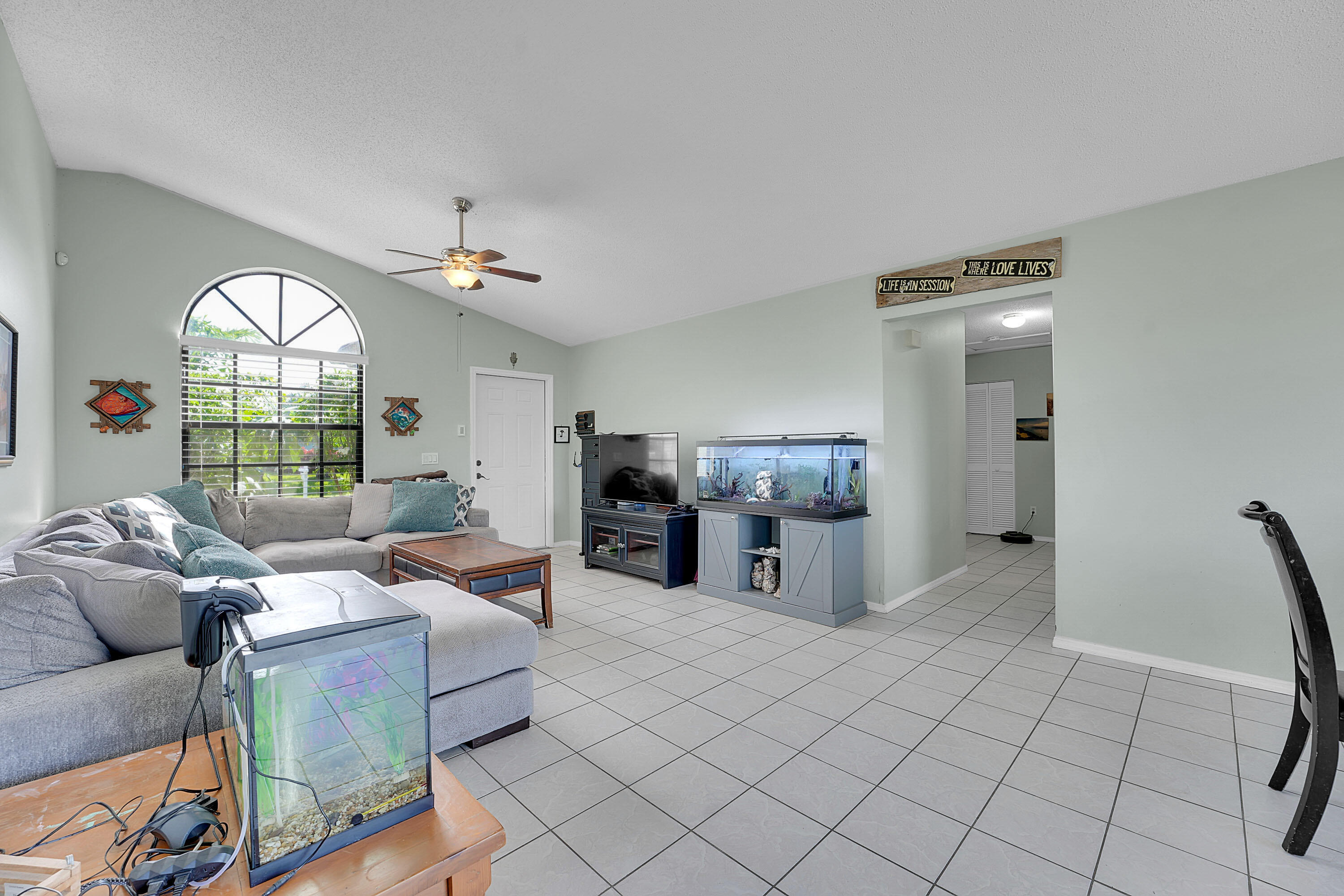 2849 Southwest Pierson Road Port St. Lucie, FL 34953 - Photo 7 of 39 07_1 (7)