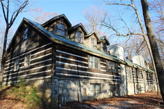 $1,950,000 | 3403 North Lino Lane, Scottsburg, IN 47170