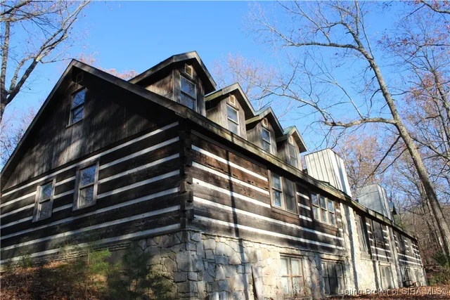 $1,950,000 | 3403 North Lino Lane, Scottsburg, IN 47170