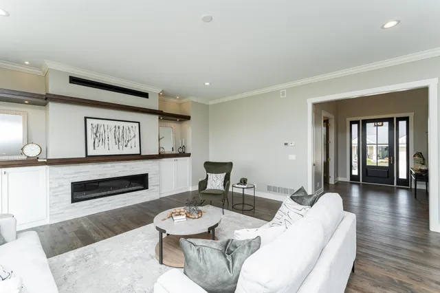 $1,365,000 | 2764 Scenic Point Drive Southwest, Rochester, MN 55902