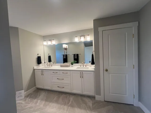 $1,365,000 | 2764 Scenic Point Drive Southwest, Rochester, MN 55902