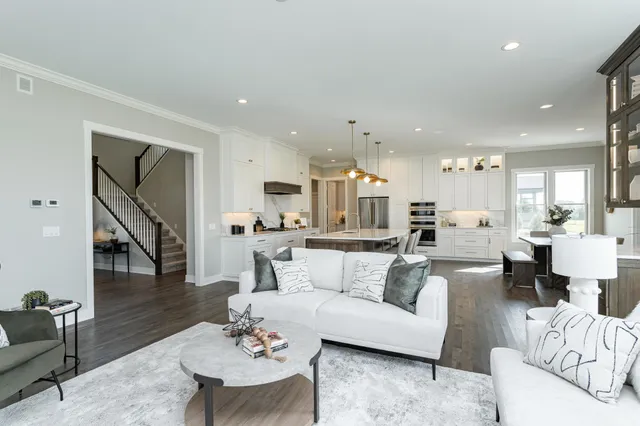 $1,365,000 | 2764 Scenic Point Drive Southwest, Rochester, MN 55902