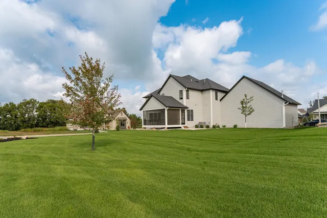 $1,365,000 | 2764 Scenic Point Drive Southwest, Rochester, MN 55902