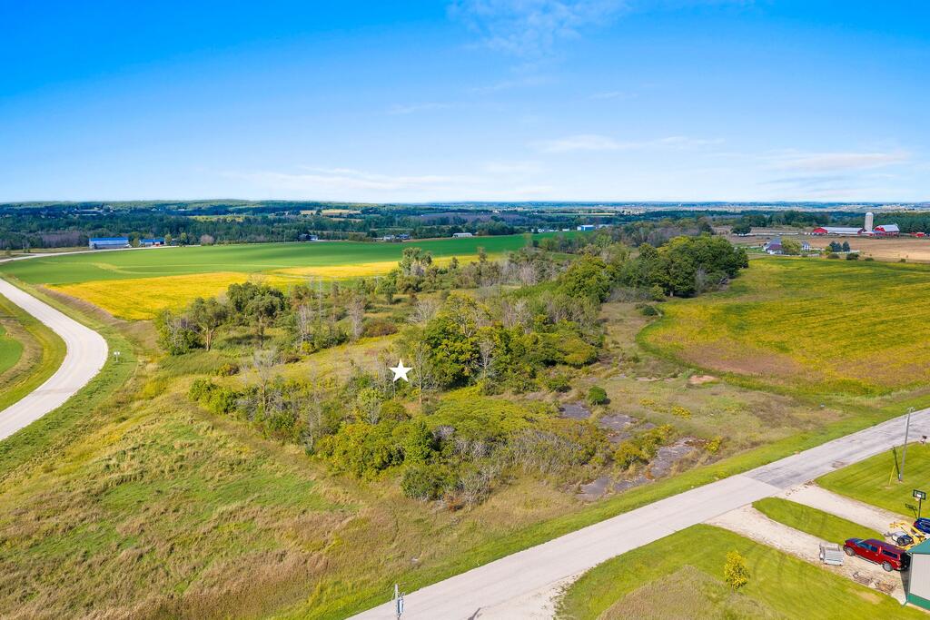 9538 Hump Road Brussels, WI 54213 - Photo 2 of 11 Gallery Image 2