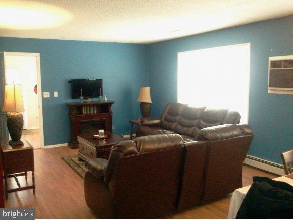 14 Walnut Road, Unit C Manahawkin, NJ 08050 - Photo 2 of 11 Gallery Image 2