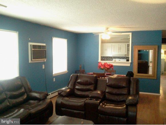14 Walnut Road, Unit C Manahawkin, NJ 08050 - Photo 3 of 11 Gallery Image 3