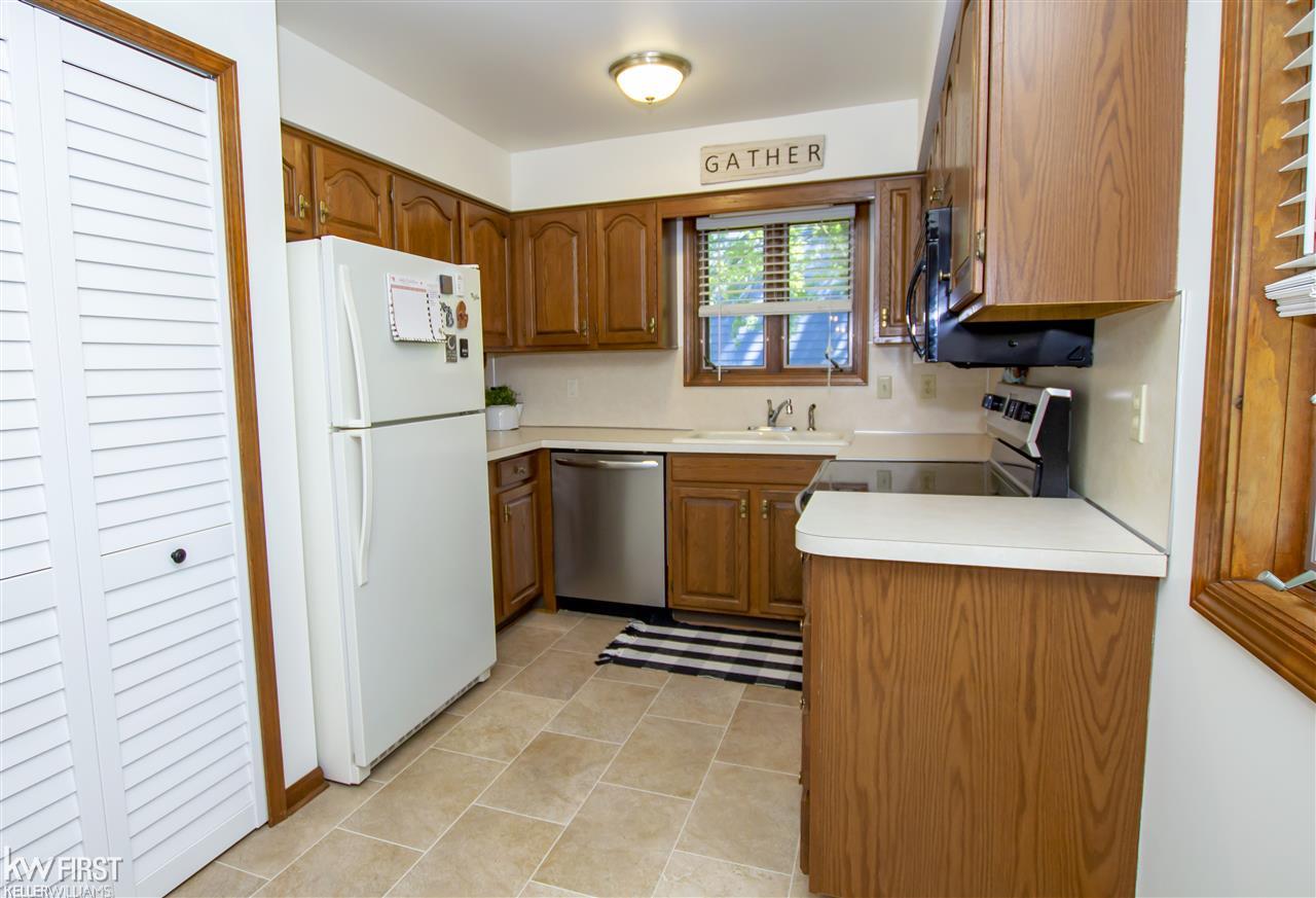 5045 Duffield Road Swartz Creek, MI 48473 - Photo 5 of 17