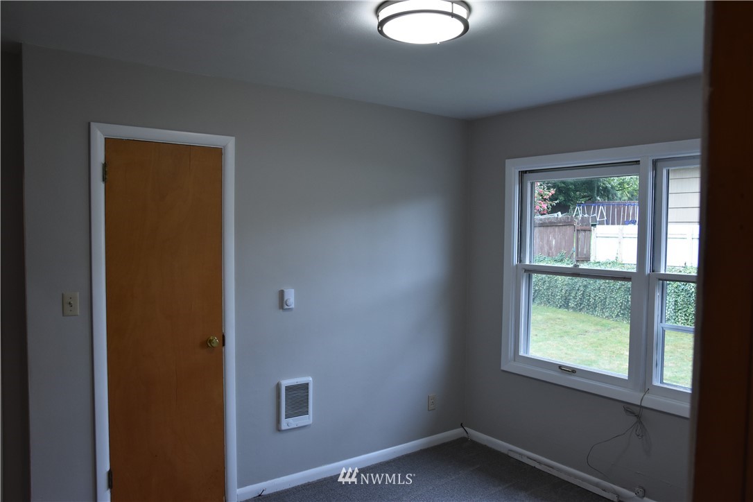 3308 Laurel Road Longview, WA 98632 - Photo 11 of 23 Gallery Image 11