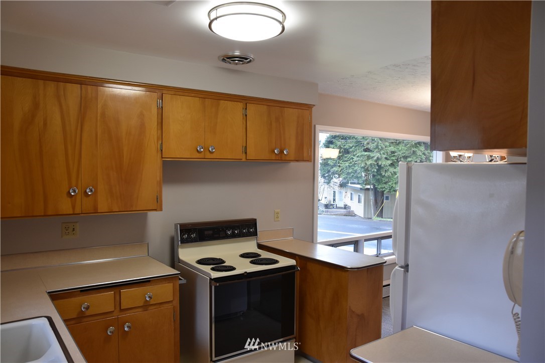 3308 Laurel Road Longview, WA 98632 - Photo 8 of 23 Gallery Image 8