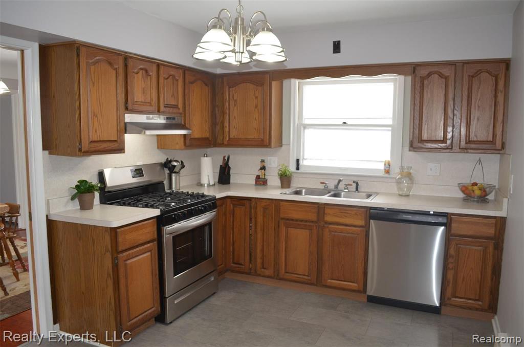 8603 Bunton Road Willis, MI 48191 - Photo 10 of 24