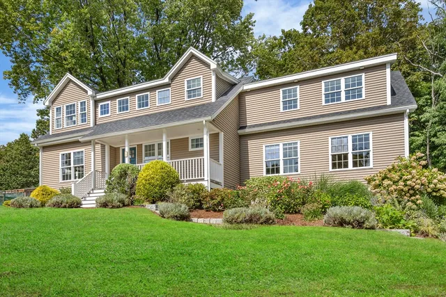 $1,200,000 | 79 Robbins Street, Acton, MA 01720