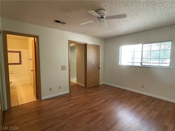 $1,290 | 4111 Sanderling Circle, Unit 354, Las Vegas, NV 89103