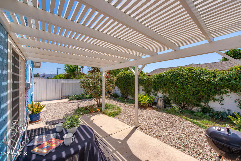 1889 Sequoia Avenue Simi Valley, CA 93063 - Photo 16 of 21