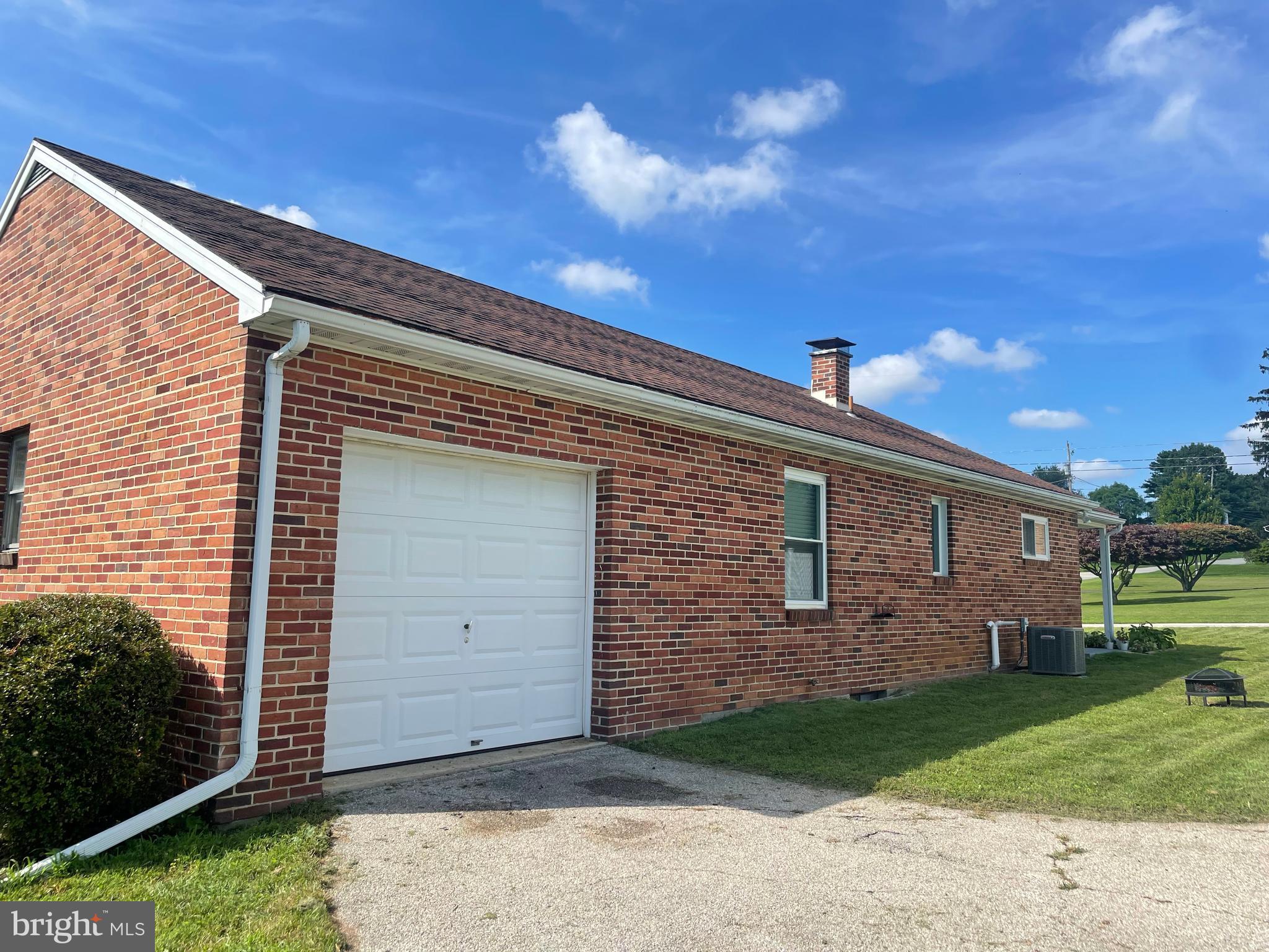 569 Sparton Road York, PA 17403 - Photo 9 of 37 Gallery Image 9