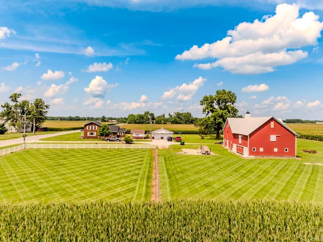 $269,500 | 10475 Highway 13, North Manchester, IN 46962