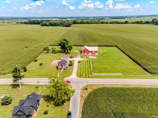 $269,500 | 10475 Highway 13, North Manchester, IN 46962