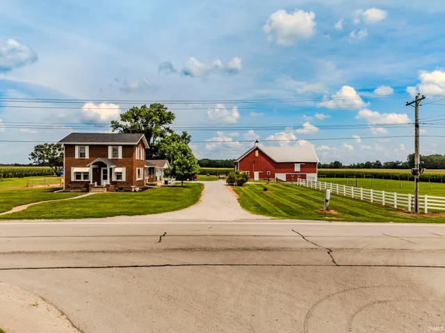 $269,500 | 10475 Highway 13, North Manchester, IN 46962