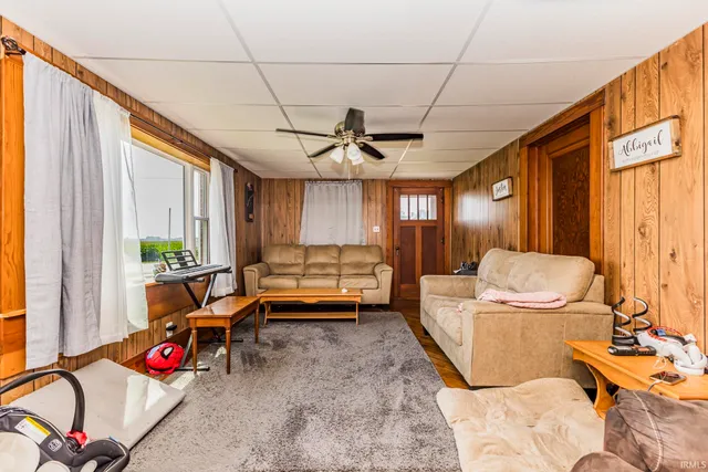 $269,500 | 10475 Highway 13, North Manchester, IN 46962