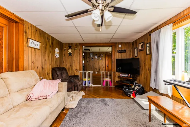 $269,500 | 10475 Highway 13, North Manchester, IN 46962