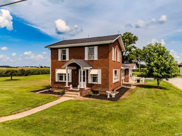 $269,500 | 10475 Highway 13, North Manchester, IN 46962