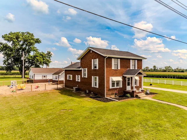 $269,500 | 10475 Highway 13, North Manchester, IN 46962