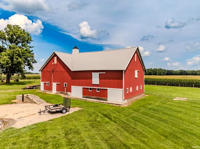 $269,500 | 10475 Highway 13, North Manchester, IN 46962