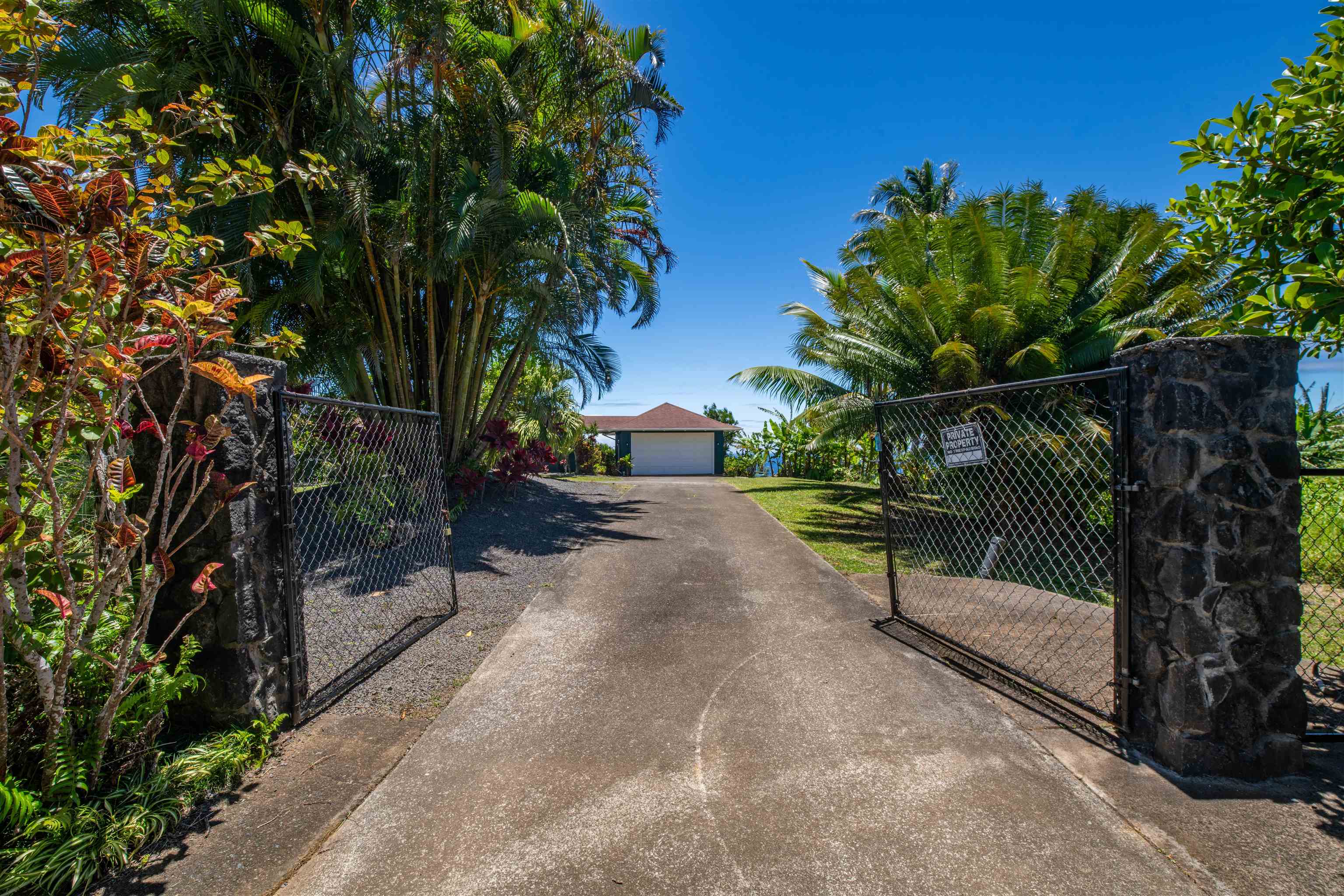 56 Hanauana Road Haiku, HI 96708 - Photo 22 of 28