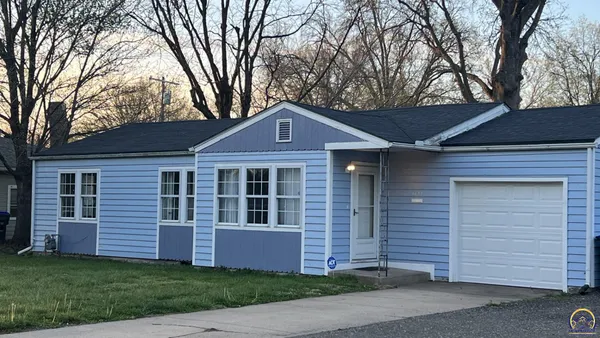 $159,500 | 4839 Southwest 18th Street, Topeka, KS 66604