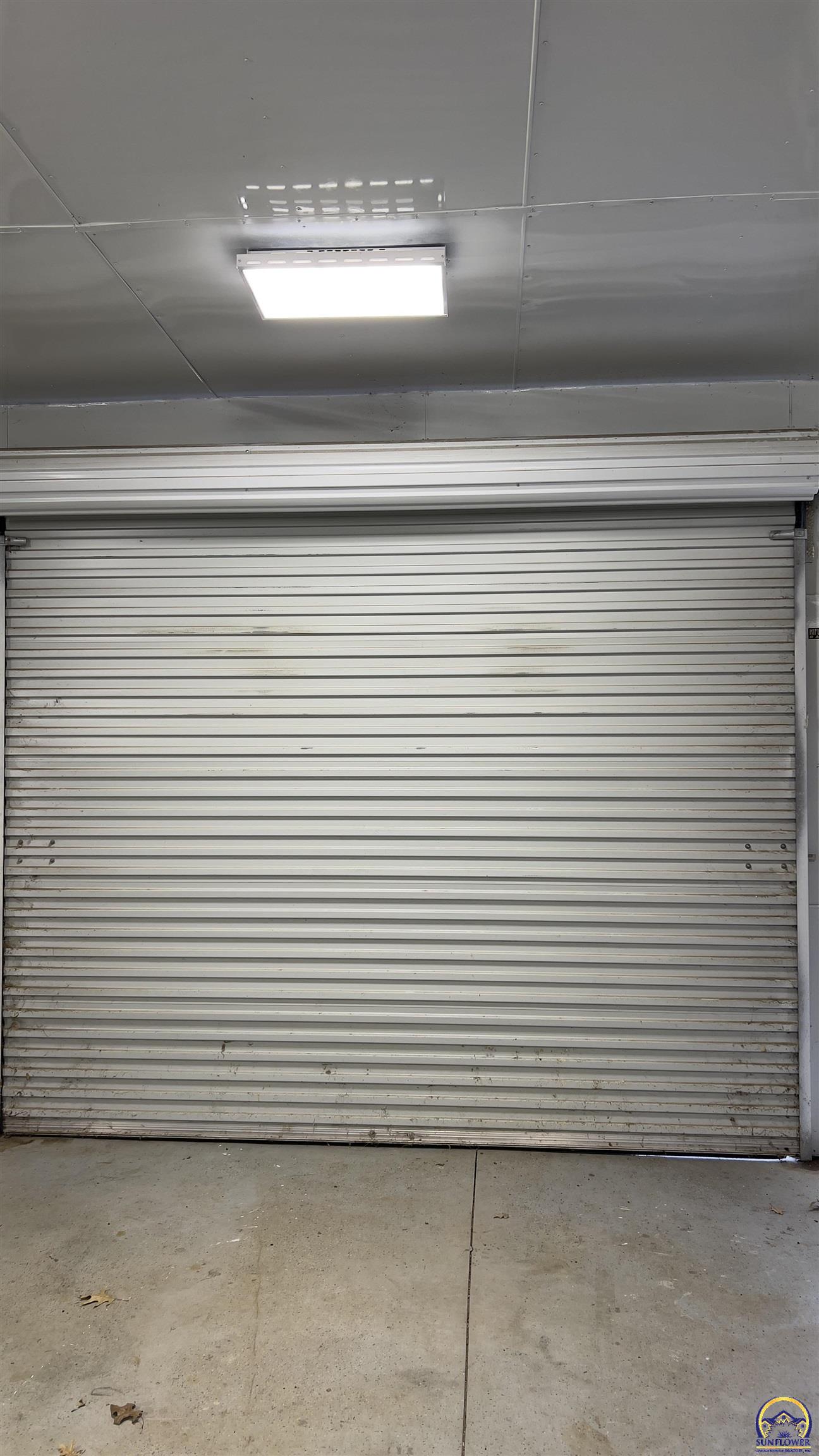 4839 Southwest 18th Street Topeka, KS 66604 - Photo 11 of 13