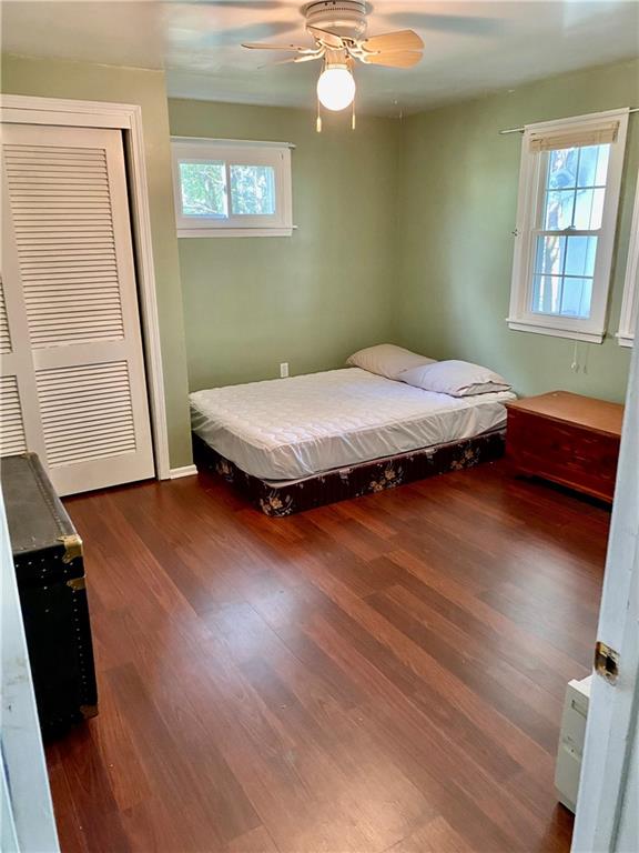 2410 Willowbrook Road Pittsburgh, PA 15241 - Photo 14 of 23 a bedroom with a bed and wooden floor