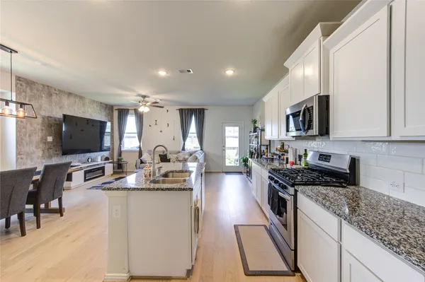 $319,900 | 27942 Western Crk Court, Katy, TX 77494