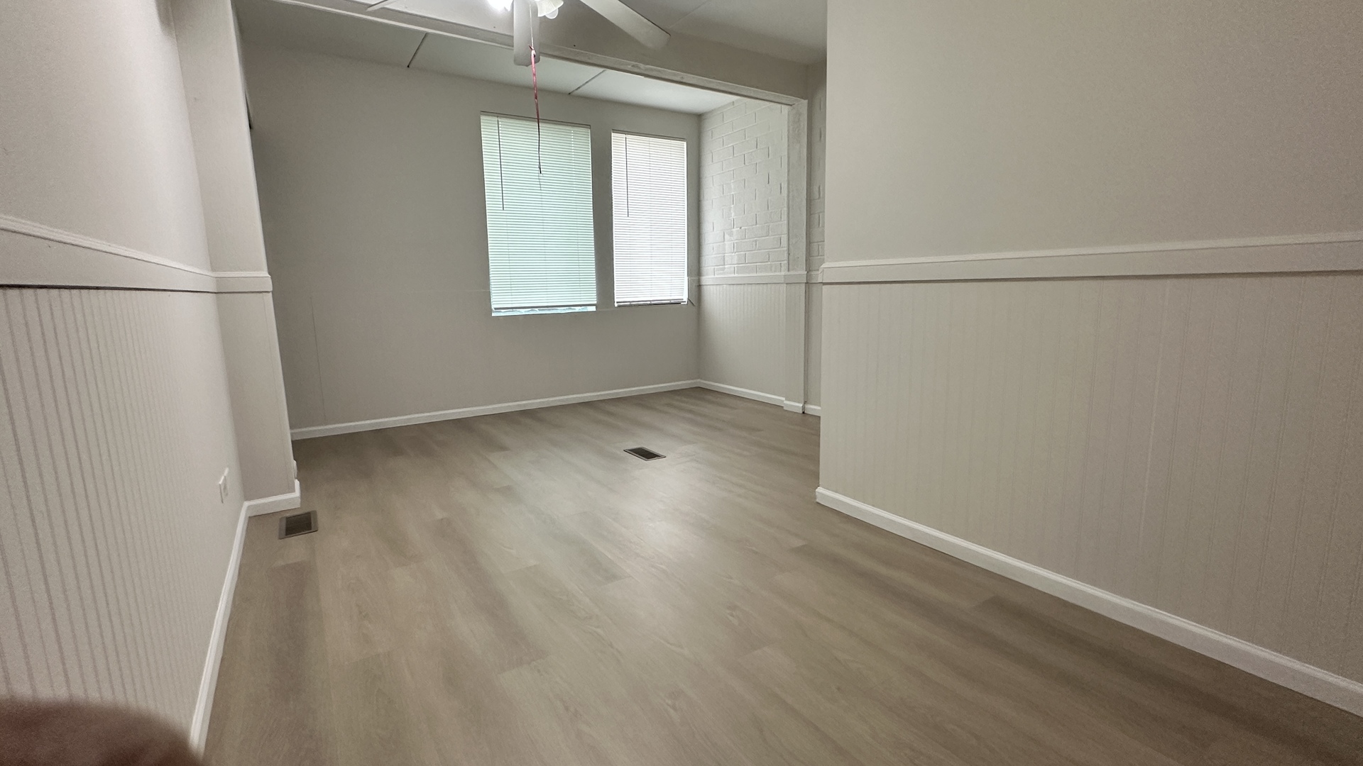 1310 Kenneth Circle, Unit 1310 Elgin, IL 60120 - Photo 9 of 14 Gallery Image 9