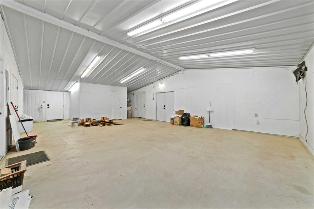 970 County Road 256 Coleman, TX 76834 - Photo 25 of 35 a view of a room with gym equipment