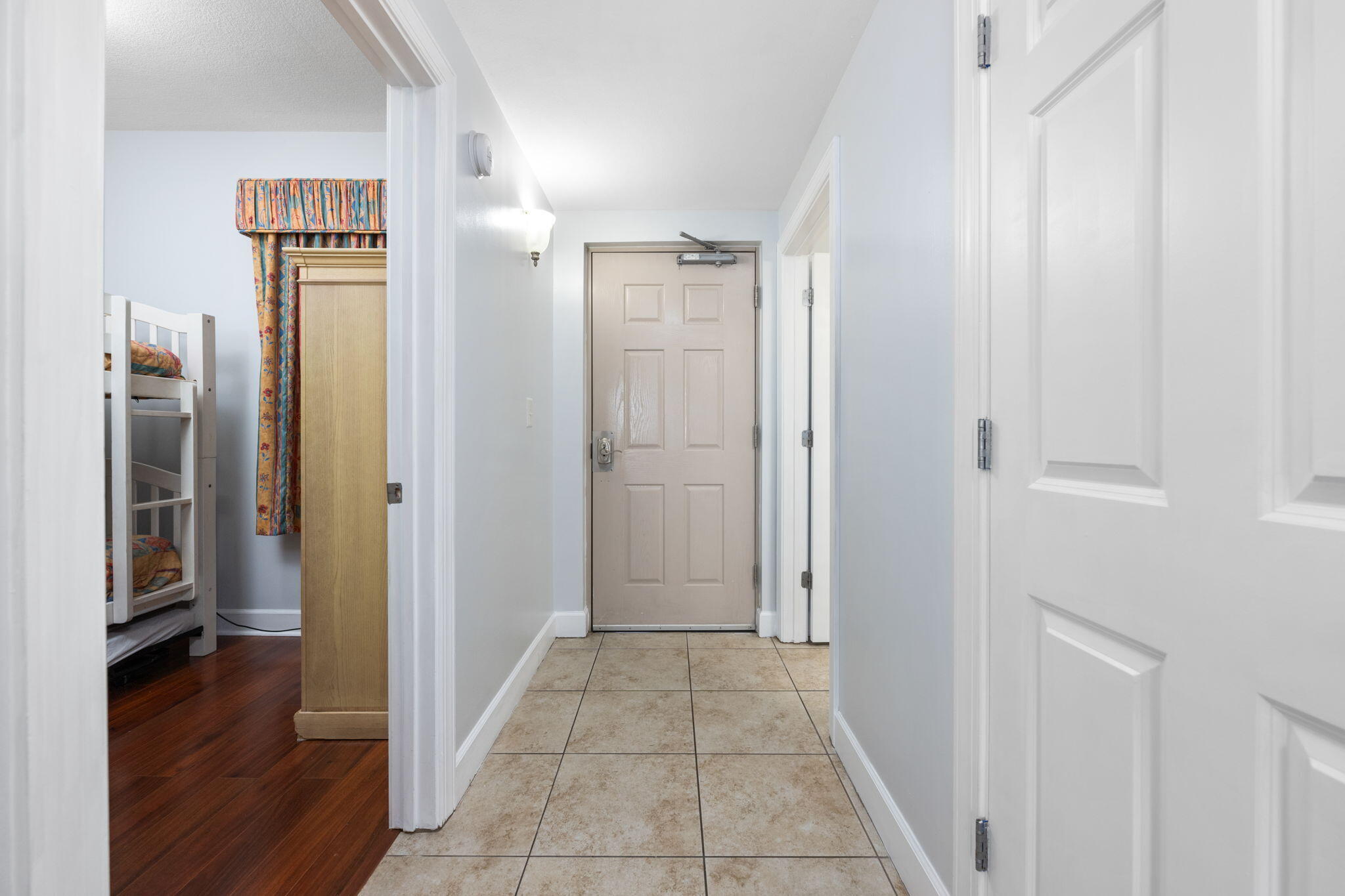 14825 Front Beach Road, Unit 2006 Panama City Beach, FL 32413 - Photo 15 of 63 14825 Front Beach Rd-Unit 2006-PCB-21