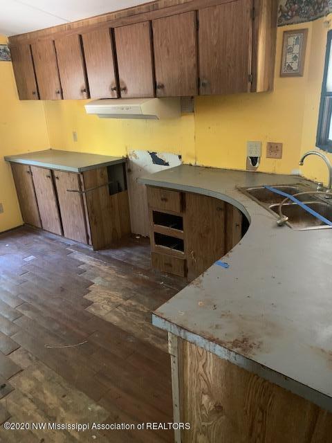 6843 Wyatt Tyro Road Como, MS 38619 - Photo 2 of 11 thumbnail_IMG_1423