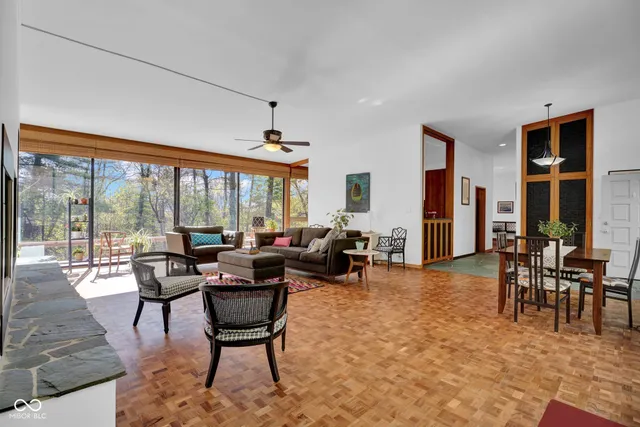 $695,000 | 9806 Raintree Drive North, Columbus, IN 47201