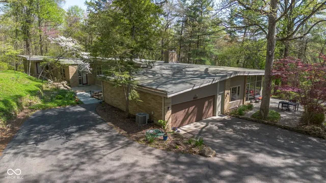 $695,000 | 9806 Raintree Drive North, Columbus, IN 47201