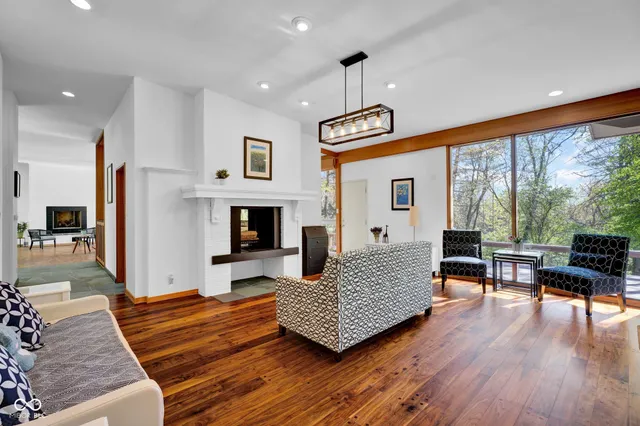 $695,000 | 9806 Raintree Drive North, Columbus, IN 47201