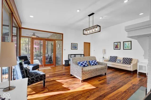 $695,000 | 9806 Raintree Drive North, Columbus, IN 47201