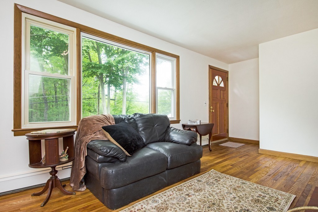 118 Knower Road Westminster, MA 01473 - Photo 9 of 27