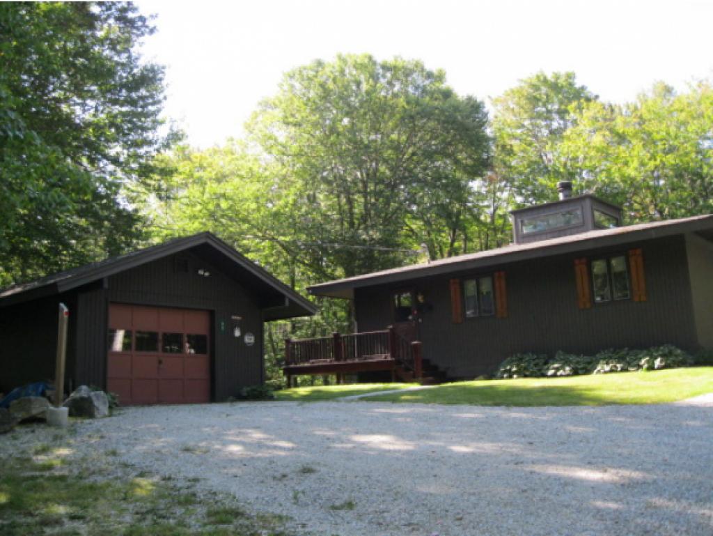 95 Heather La (des) Rutland, VT 05701 - Photo 4 of 24 Gallery Image 4