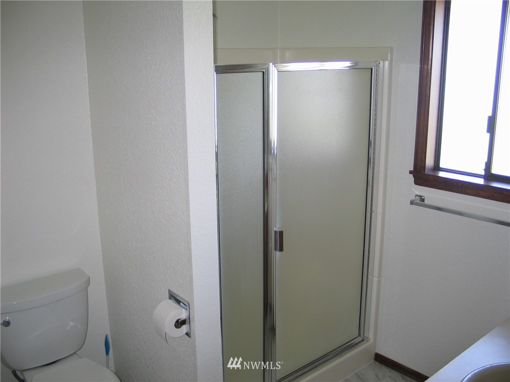 2352 Valley Road Northeast Moses Lake, WA 98837 - Photo 21 of 23 Gallery Image 21