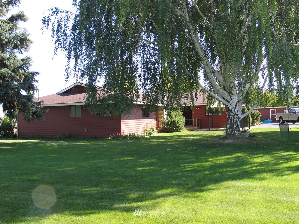 2352 Valley Road Northeast Moses Lake, WA 98837 - Photo 7 of 23 Gallery Image 7