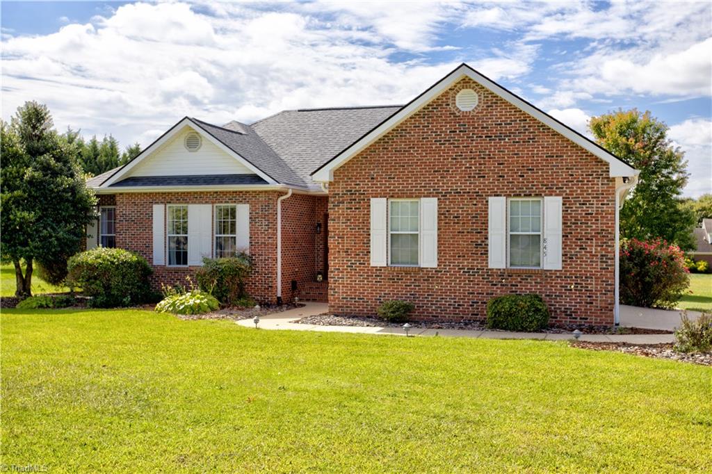 845 Enterprise Road Lexington, NC 27295 - Photo 2 of 29 Gallery Image 2